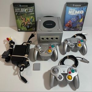 *SOLD* PLATINUM BUNDLE) Nintendo GameCube W/ 2 Games & Accessories!!